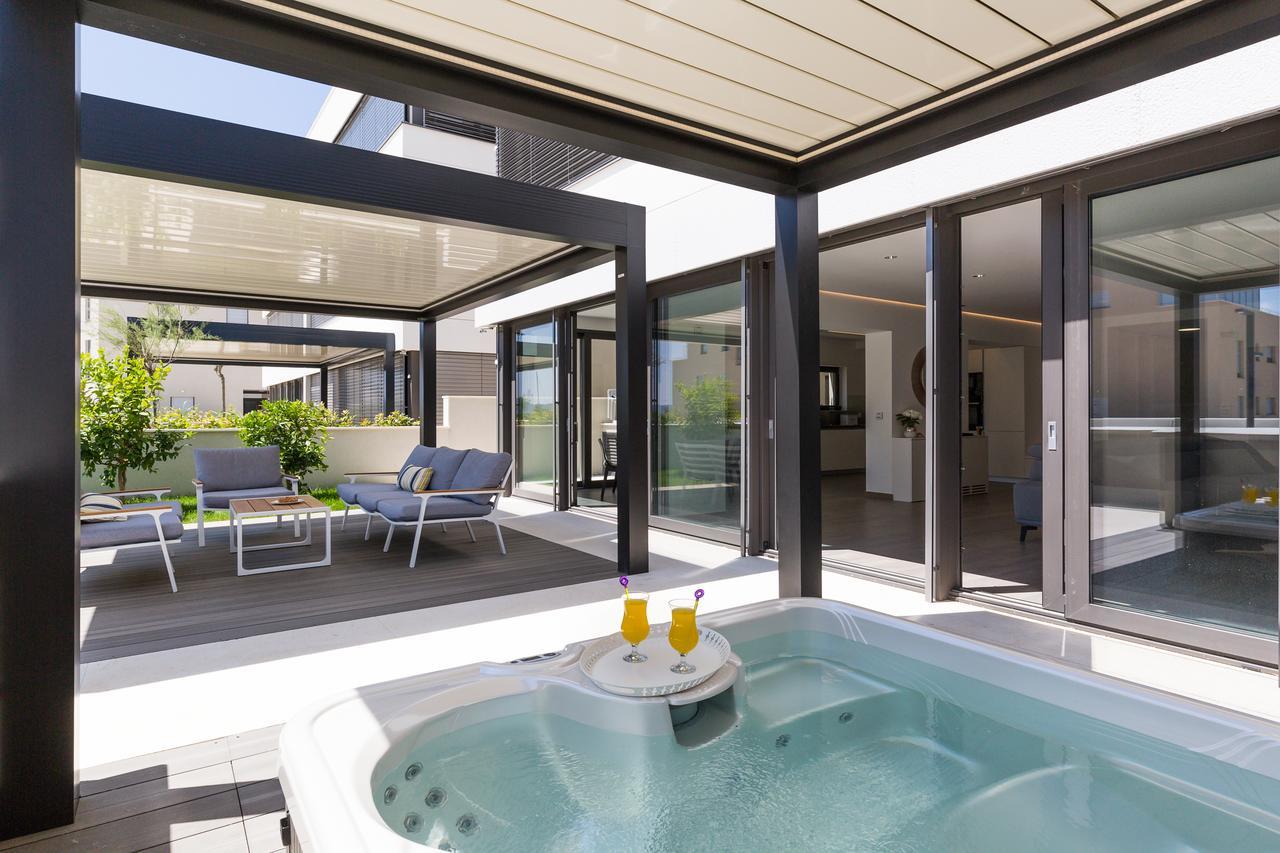 Shell Luxury Residences With Pool And Whirlpool Zadar Eksteriør billede