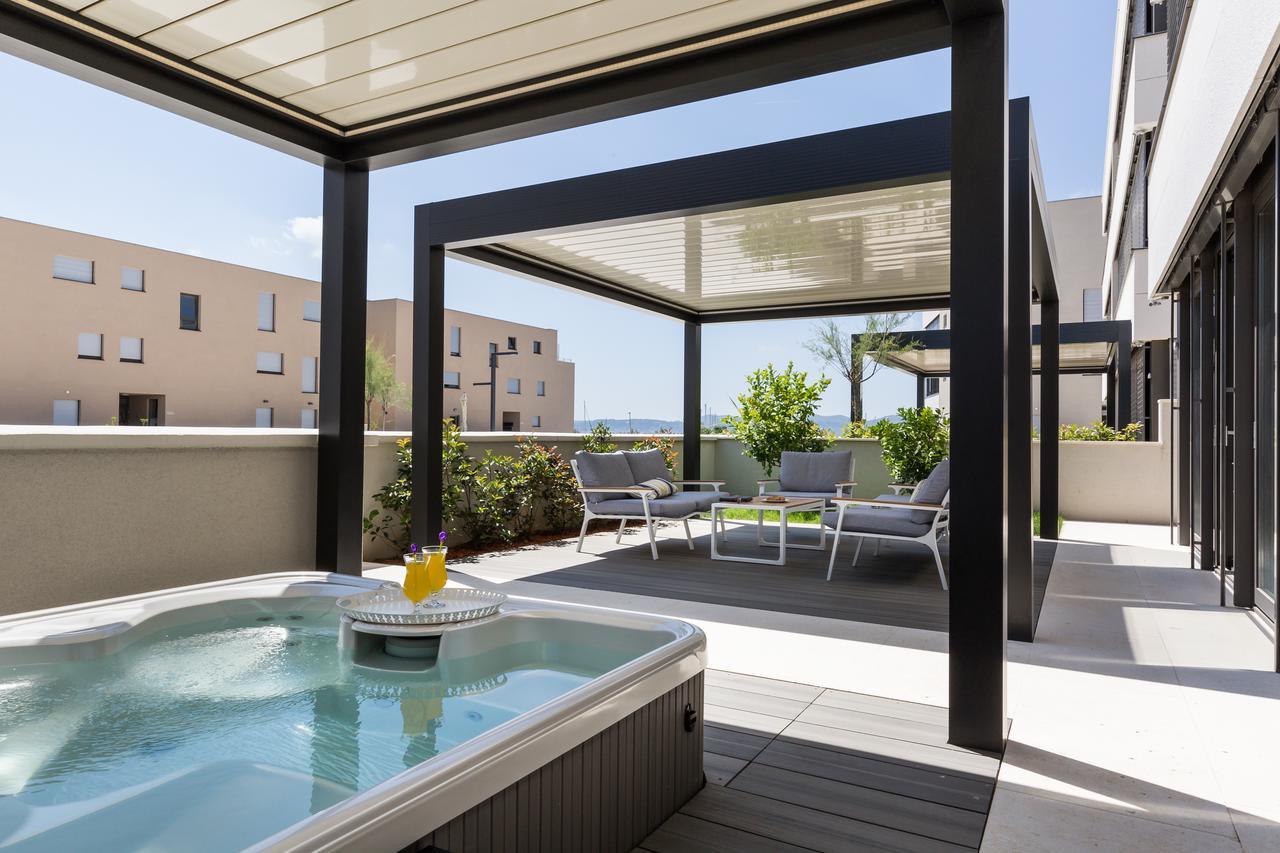 Shell Luxury Residences With Pool And Whirlpool Zadar Eksteriør billede
