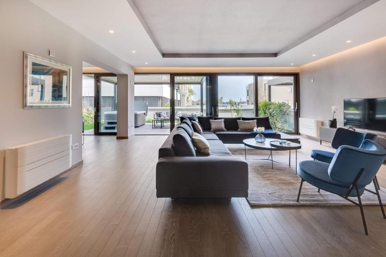 Shell Luxury Residences With Pool And Whirlpool Zadar Eksteriør billede