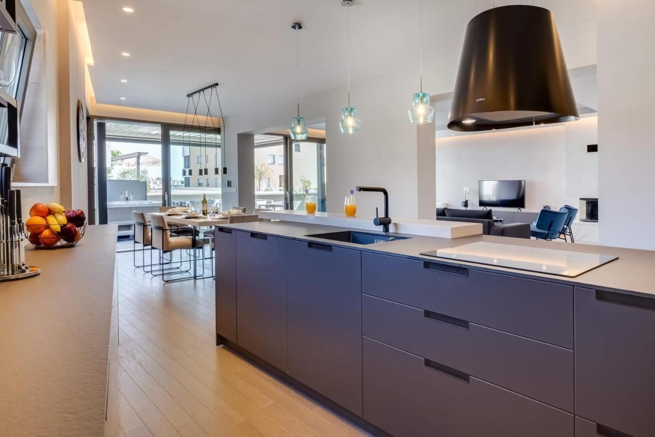 Shell Luxury Residences With Pool And Whirlpool Zadar Eksteriør billede