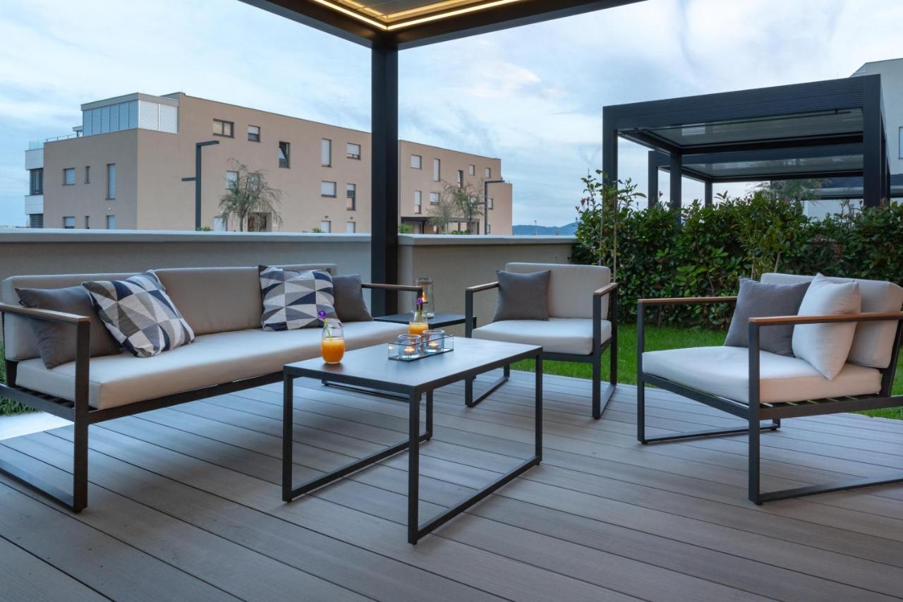 Shell Luxury Residences With Pool And Whirlpool Zadar Eksteriør billede
