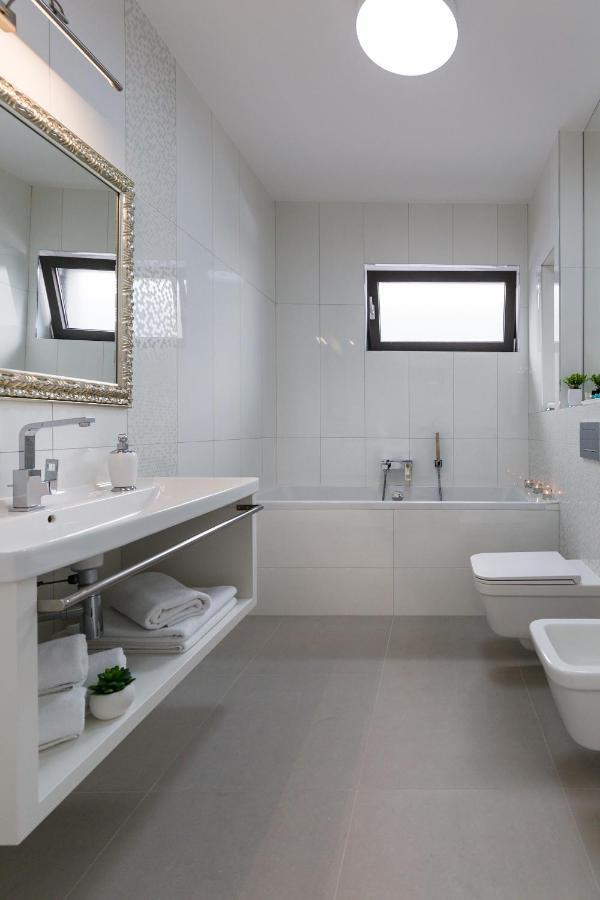 Shell Luxury Residences With Pool And Whirlpool Zadar Eksteriør billede