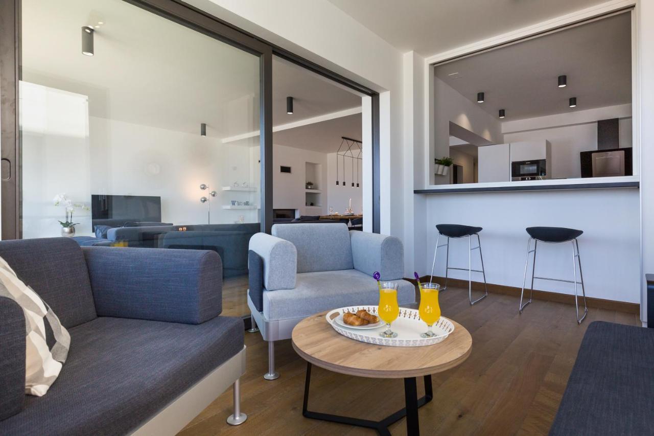 Shell Luxury Residences With Pool And Whirlpool Zadar Eksteriør billede
